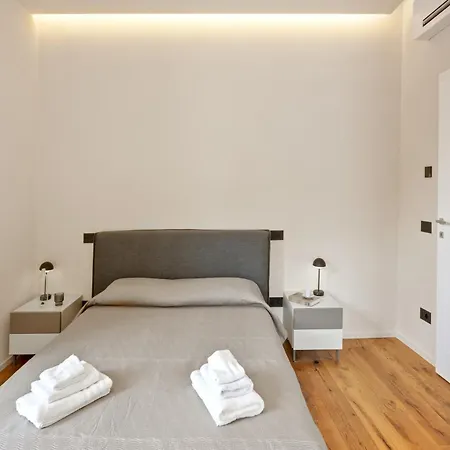 Modern Penthouse With Private Panoramic Terrace