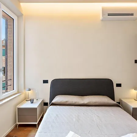Modern Penthouse With Private Panoramic Terrace 시에나